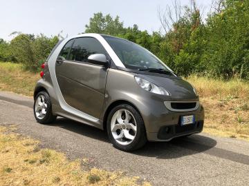 SMART fortwo 1000 52 kW MHD coupÃ© passion