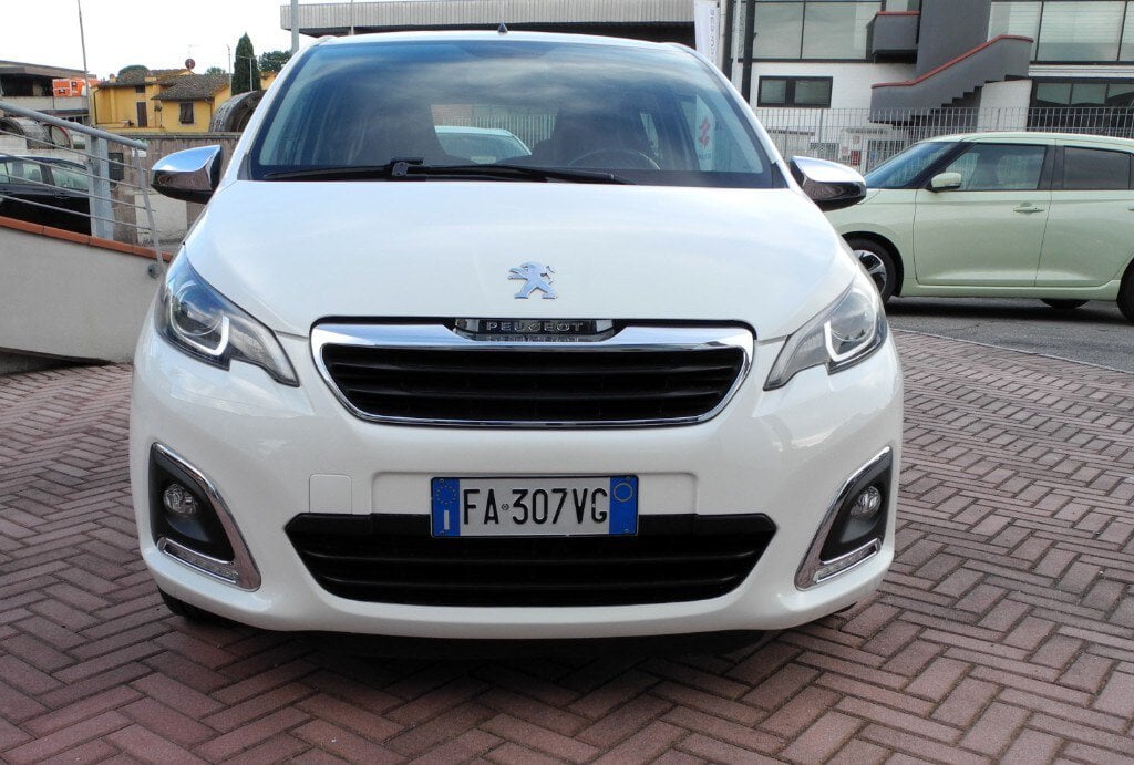 Peugeot 108 VTi 68 5 porte Allure (2/17)