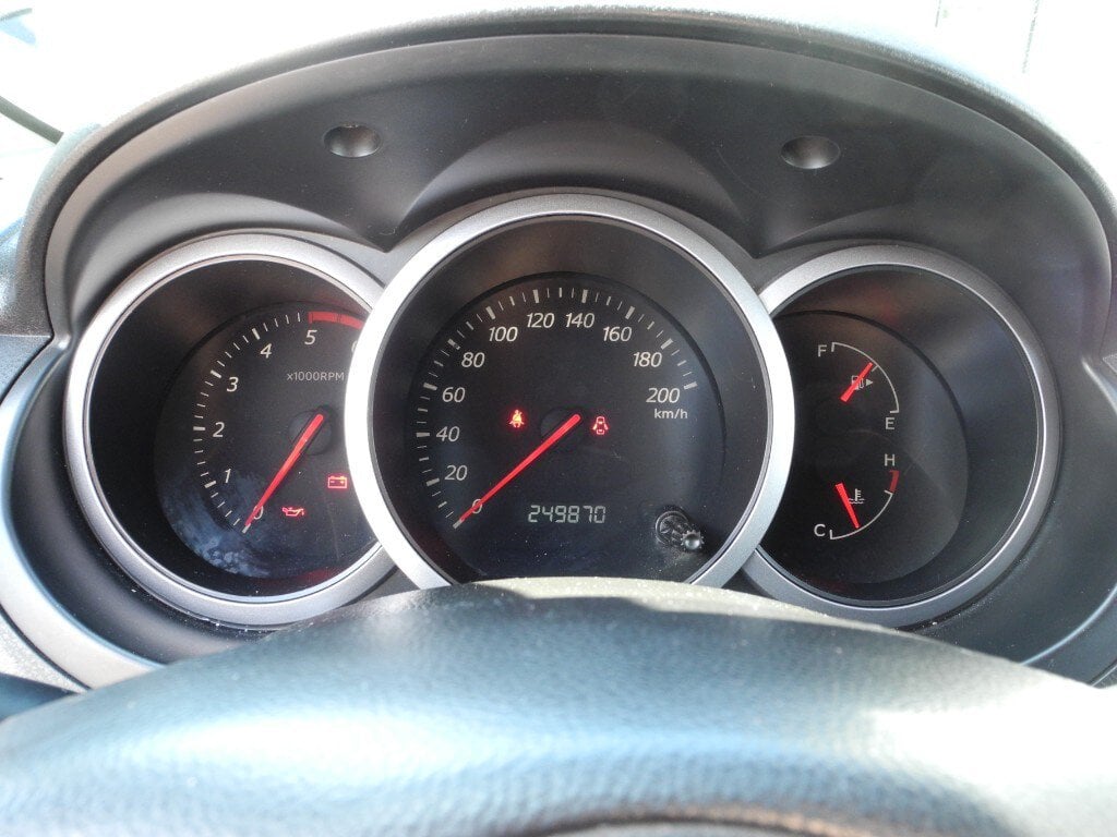 Suzuki Grand Vitara 1.9 DDiS 3 porte (14/16)