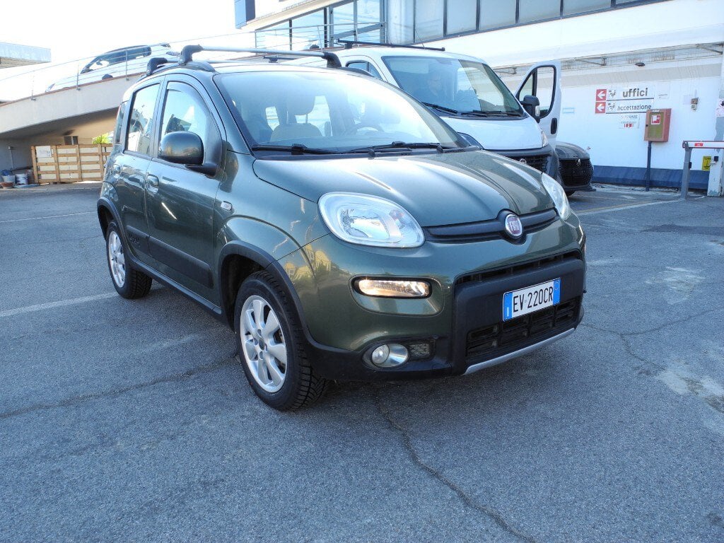 FIAT Panda 1.3 MJT S&S 4x4 (1/10)