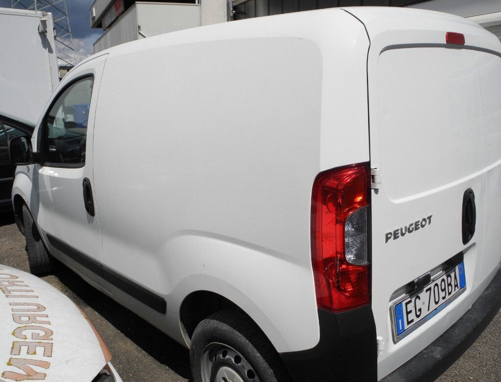 Peugeot Bipper 1.3 HDi 75CV FAP S&S Furgone (4/6)