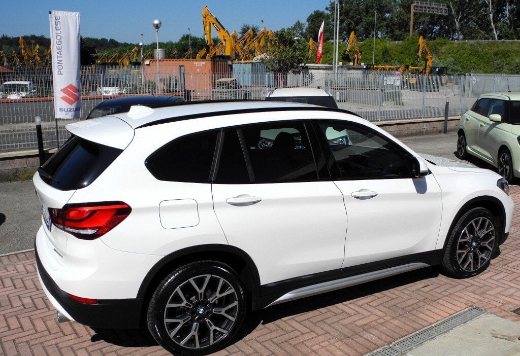 BMW X1 sDrive18d xLine (4/14)