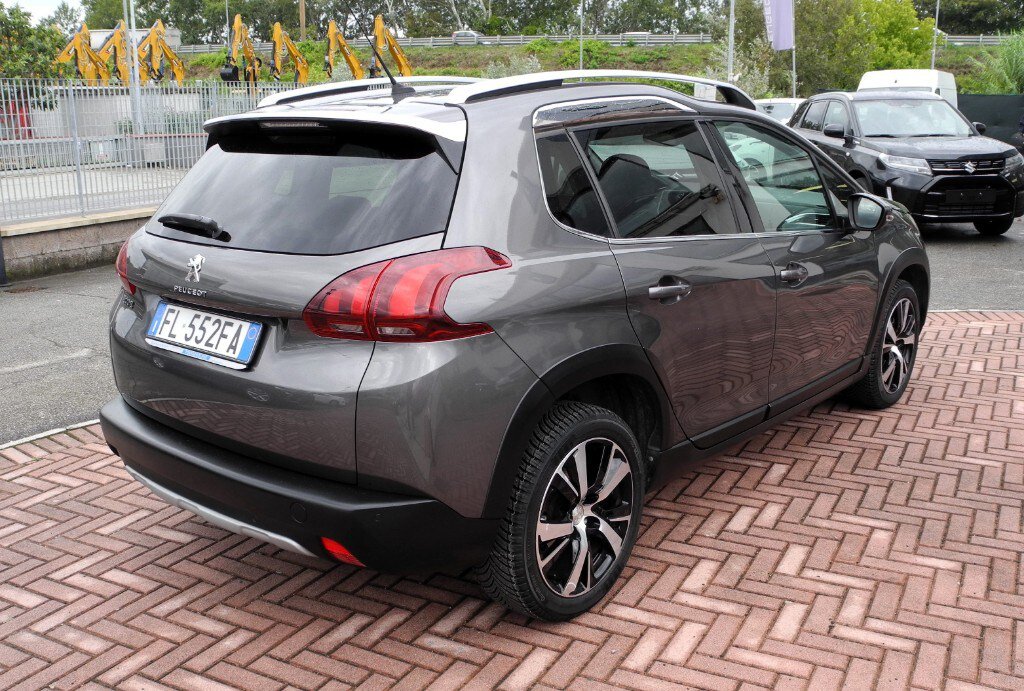 Peugeot 2008 BlueHDi 100 Allure (3/20)