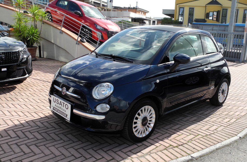 FIAT 500 1.2 EasyPower Lounge (1/10)