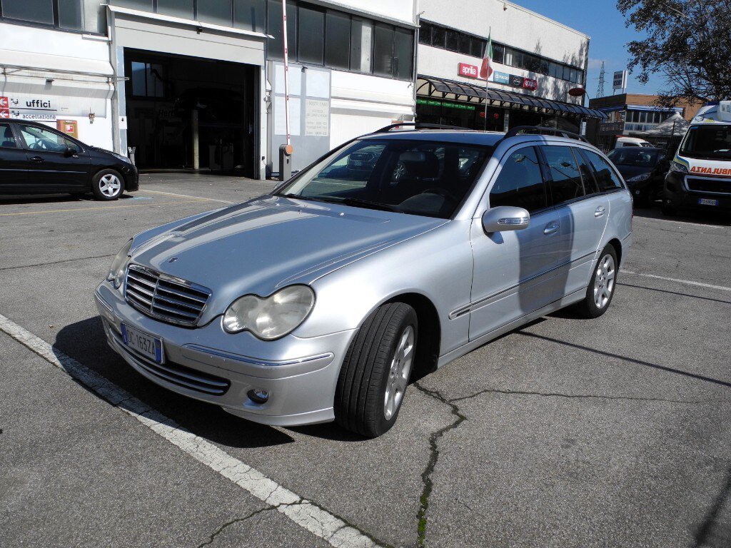 Mercedes-Benz C 220 CDI cat S.W. Classic (0/13)