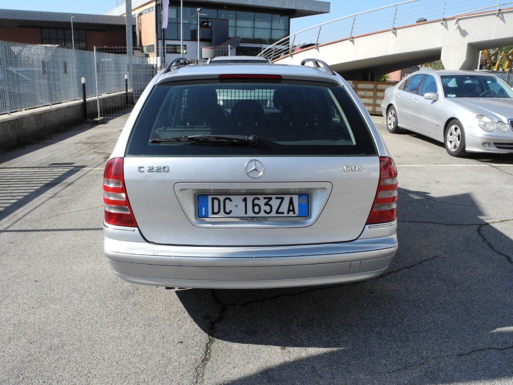 Mercedes-Benz C 220 CDI cat S.W. Classic (4/13)