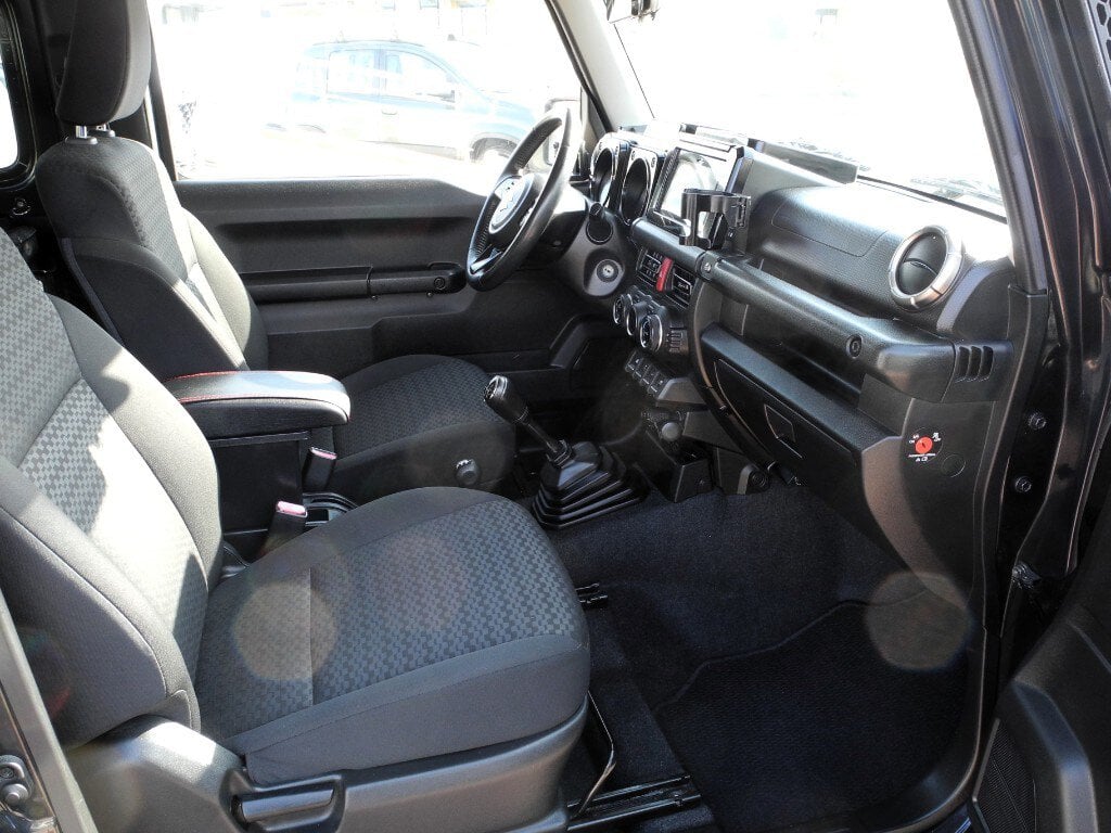 Suzuki Jimny 1.5 5MT Top (7/21)