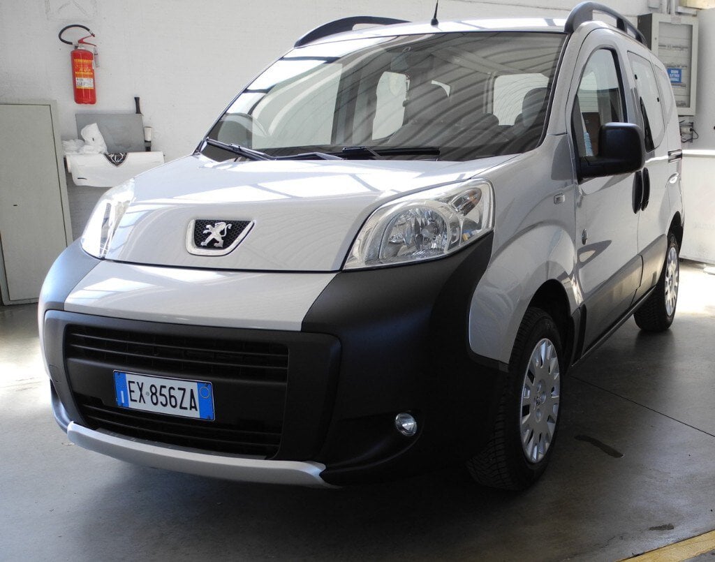 Peugeot Bipper Tepee 1.3 HDi 75 FAP Outdoor (1/15)