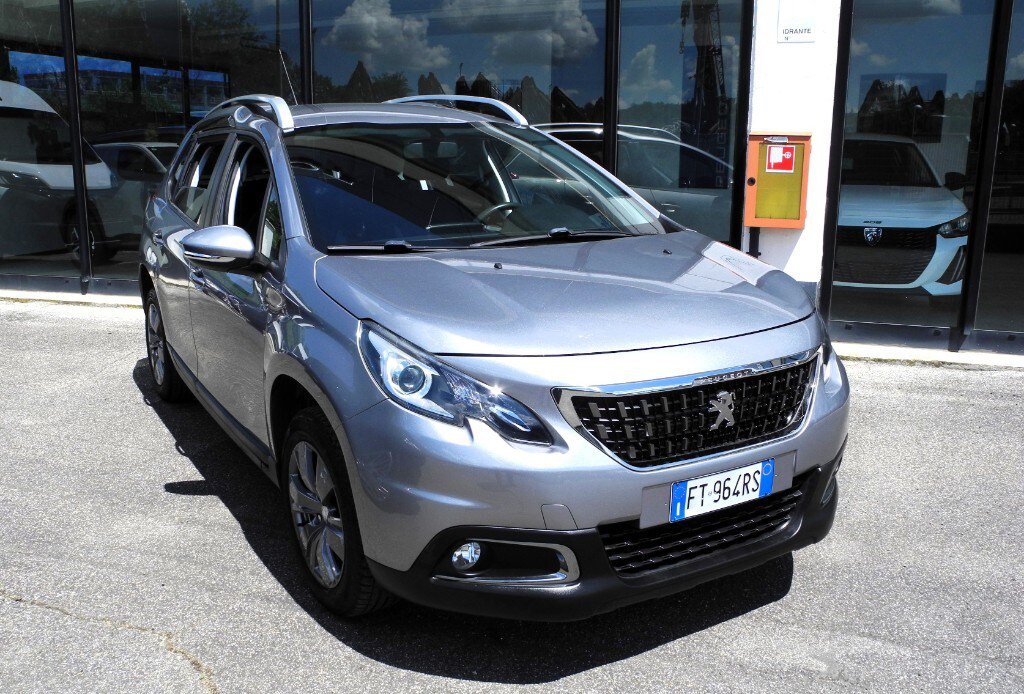 Peugeot 2008 BlueHDi 75 Active (1/10)