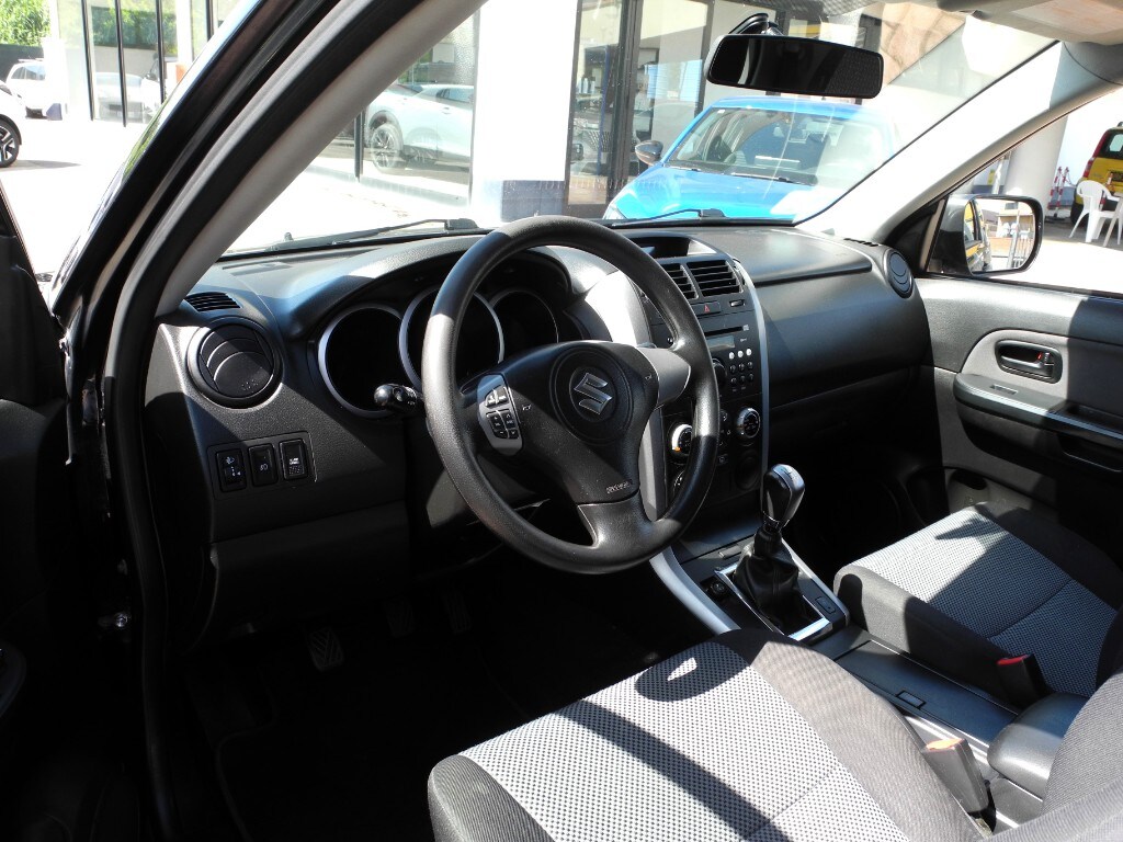 SUZUKI Grand Vitara 2ª Grand Vitara 1.9 DDiS 3 porte (9/16)
