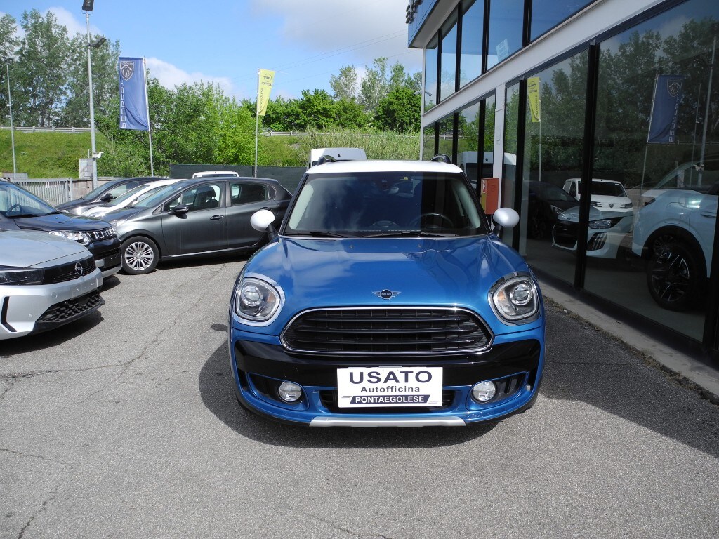 MINI Mini Countrym.(F60) Mini 1.5 One D Business Countryman (1/18)