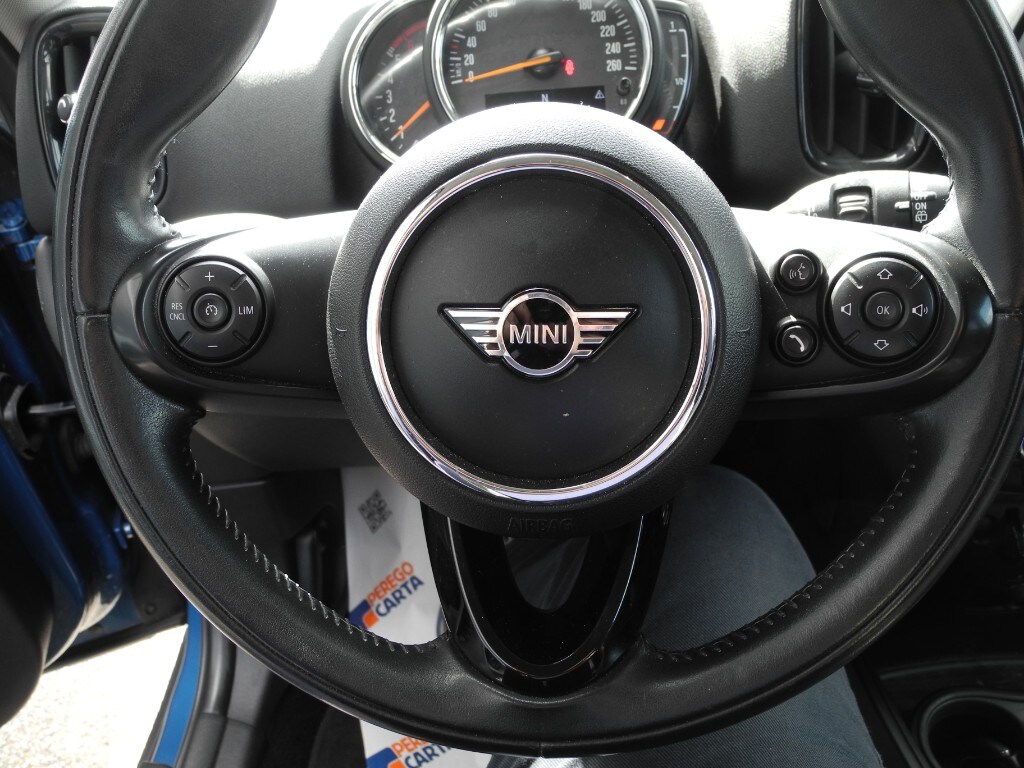 MINI Mini Countrym.(F60) Mini 1.5 One D Business Countryman (14/18)