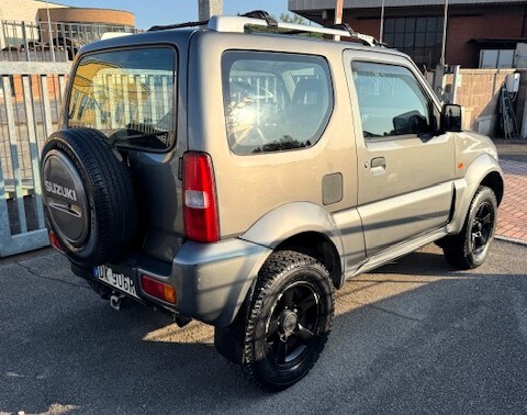 SUZUKI Jimny 3ª serie Jimny 1.5 DDiS cat 4WD JLX Più (4/15)