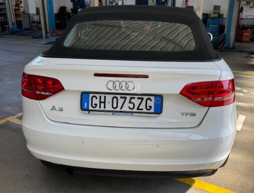 AUDI A3 2ª serie A3 Cabrio 1.2 TFSI Attraction (1/20)