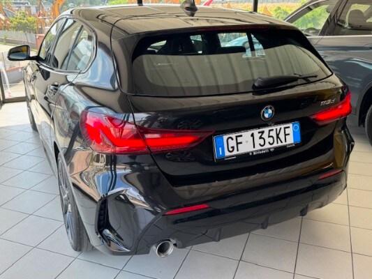 BMW Serie 1 (F40) 116d 5p. Msport Exterior (2/12)