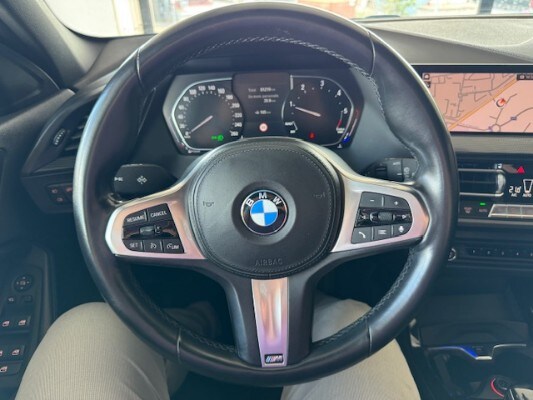 BMW Serie 1 (F40) 116d 5p. Msport Exterior (11/12)