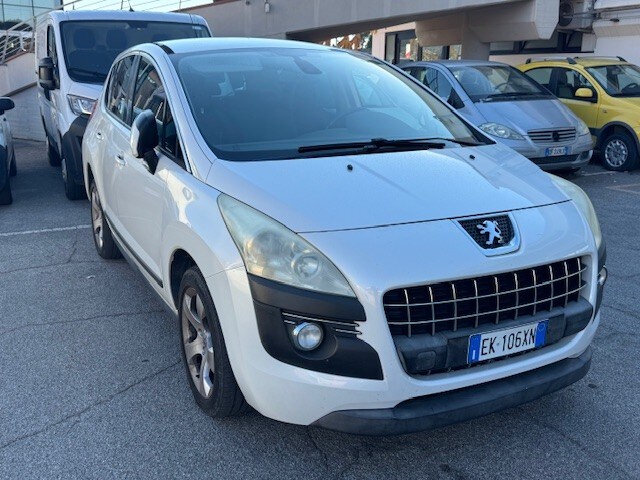 PEUGEOT 3008 1ª serie 3008 1.6 e-HDi 112CV cambio robotizzato Stop&Start Active (1/7)