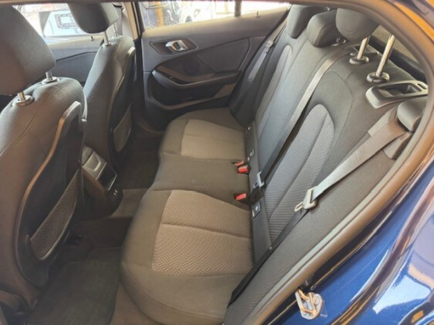 BMW Serie 1 (F40) 116d 5p. Business Advantage (5/11)