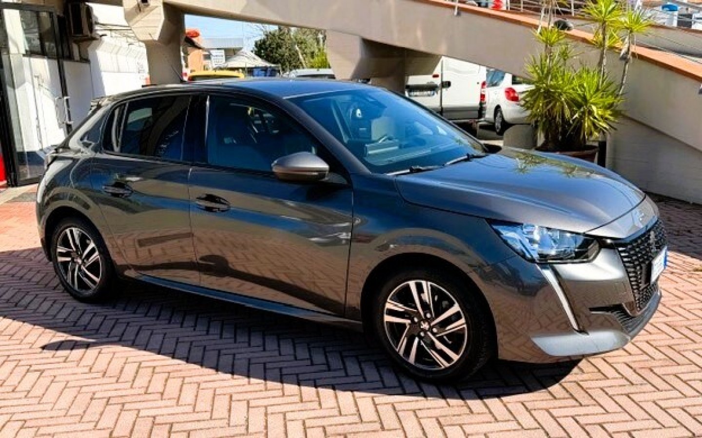 PEUGEOT 208 2ª serie 208 PureTech 100 Stop&Start 5 porte Allure (1/19)