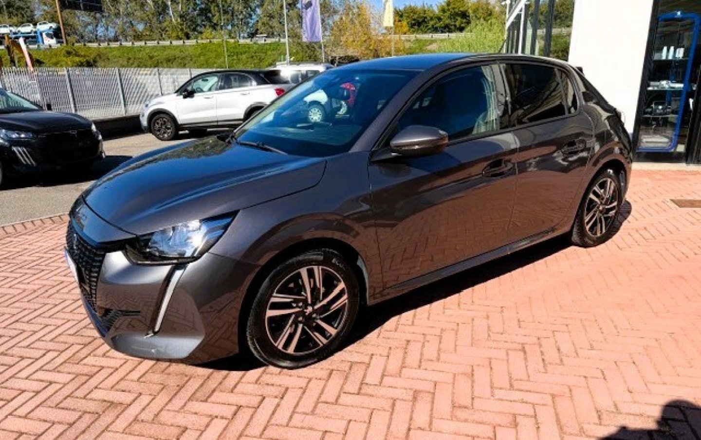 PEUGEOT 208 2ª serie 208 PureTech 100 Stop&Start 5 porte Allure (2/19)