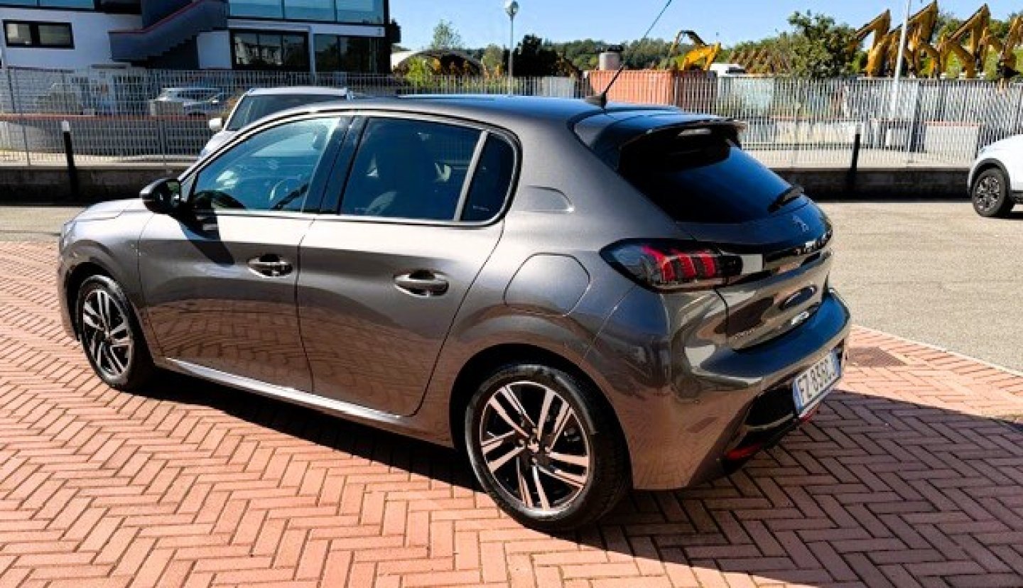 PEUGEOT 208 2ª serie 208 PureTech 100 Stop&Start 5 porte Allure (3/19)