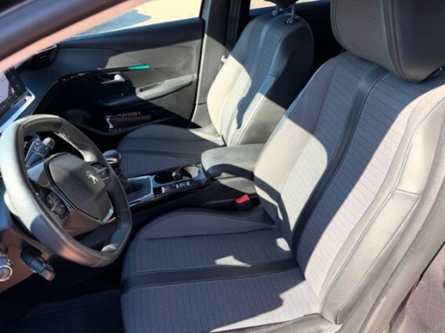 PEUGEOT 208 2ª serie 208 PureTech 100 Stop&Start 5 porte Allure (9/19)