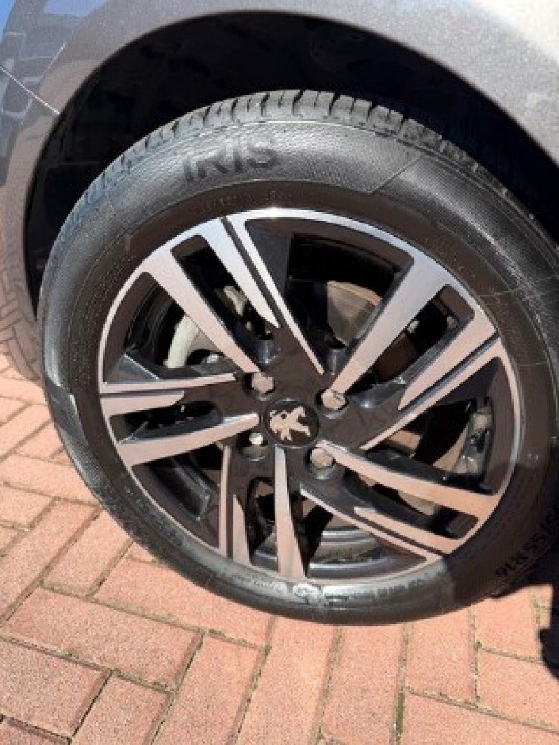 PEUGEOT 208 2ª serie 208 PureTech 100 Stop&Start 5 porte Allure (17/19)