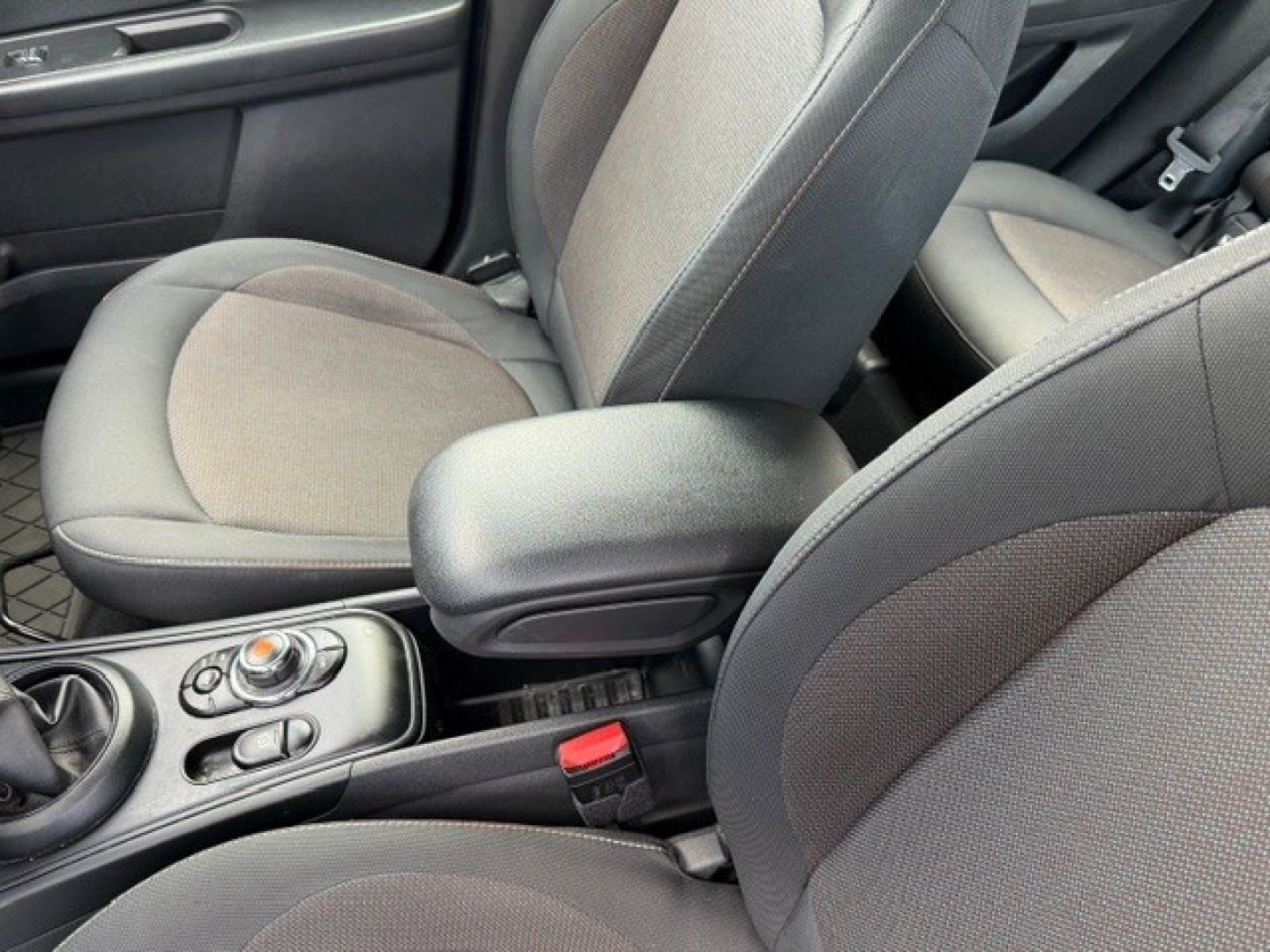 MINI Mini Countrym.(F60) Mini 2.0 Cooper D Business Countryman Automatica (6/15)