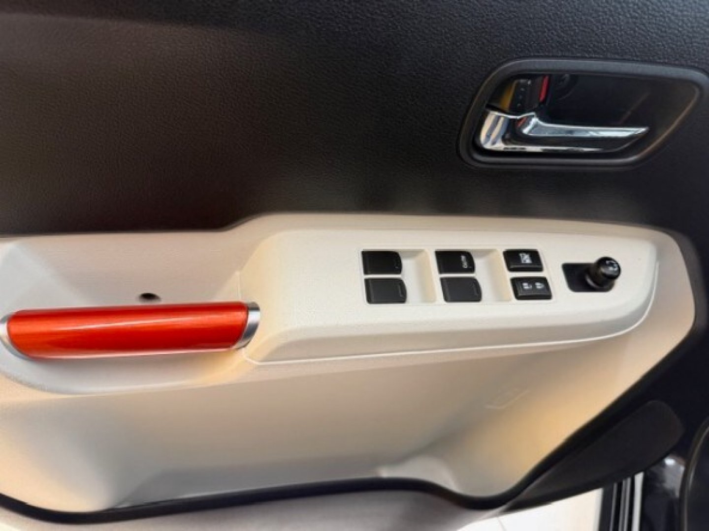 SUZUKI Ignis (2016) Ignis 1.2 Dualjet Top (13/27)