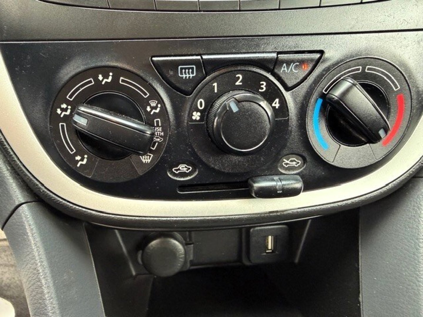 SUZUKI Celerio Celerio 1.0 Style (12/15)