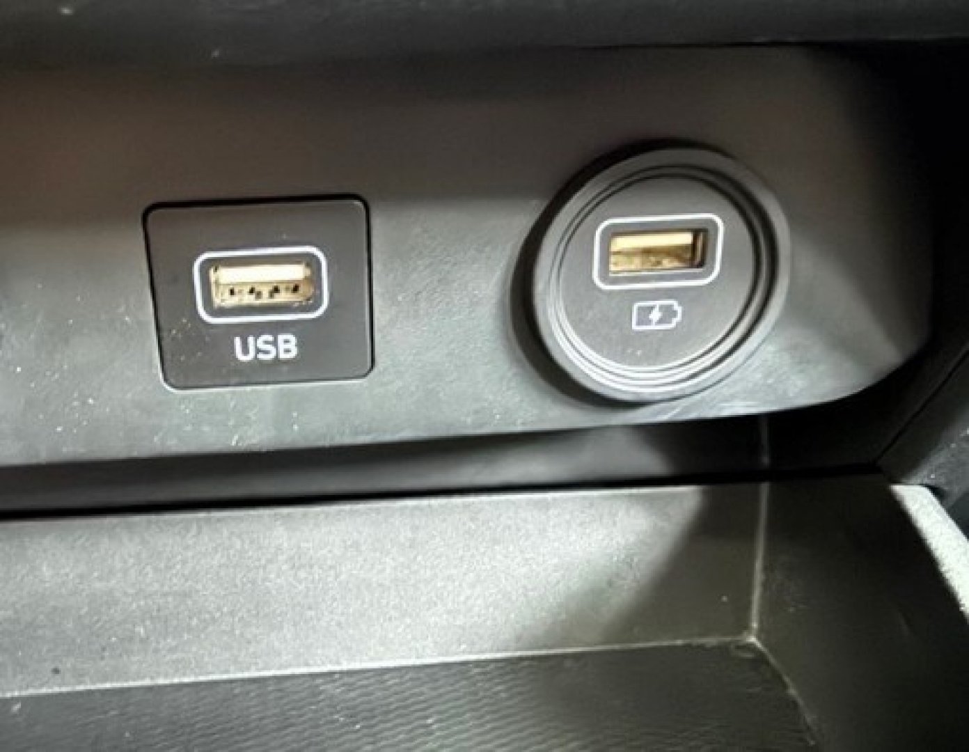 HYUNDAI i10 3ª serie i10 1.0 MPI Tech (20/23)