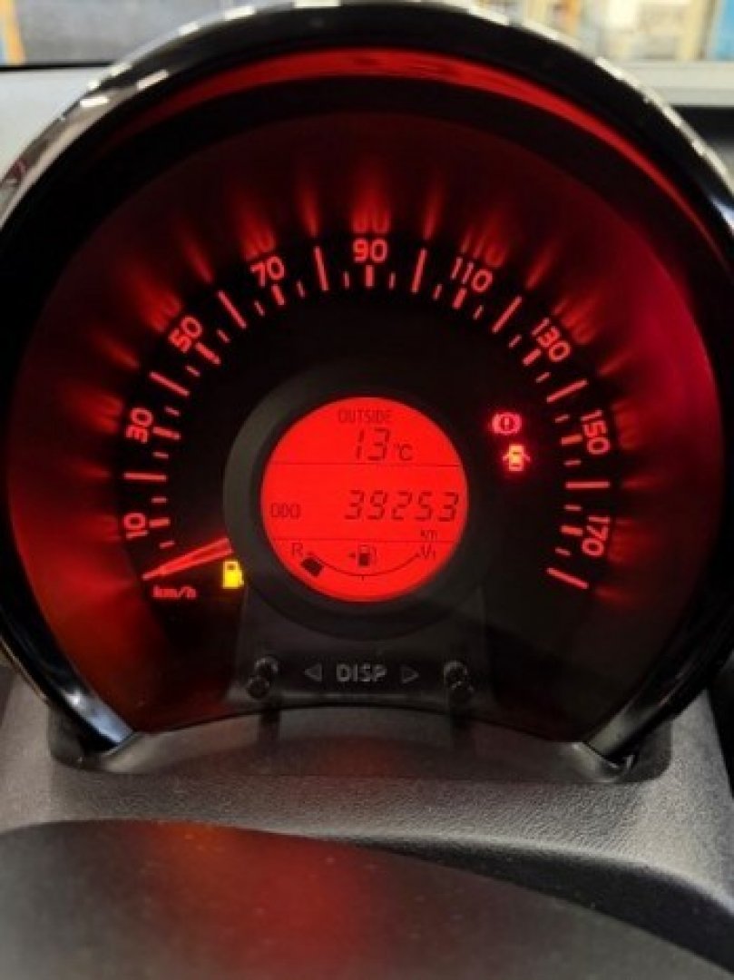 PEUGEOT 108 VTi 72 S&S 5 porte Style TOP! (9/15)