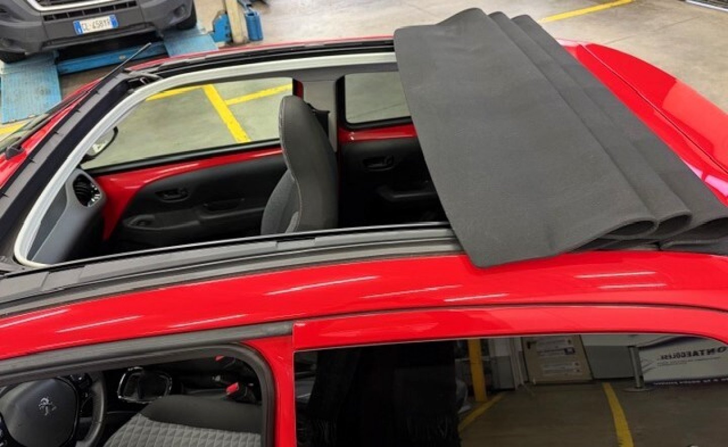 PEUGEOT 108 VTi 72 S&S 5 porte Style TOP! (12/15)