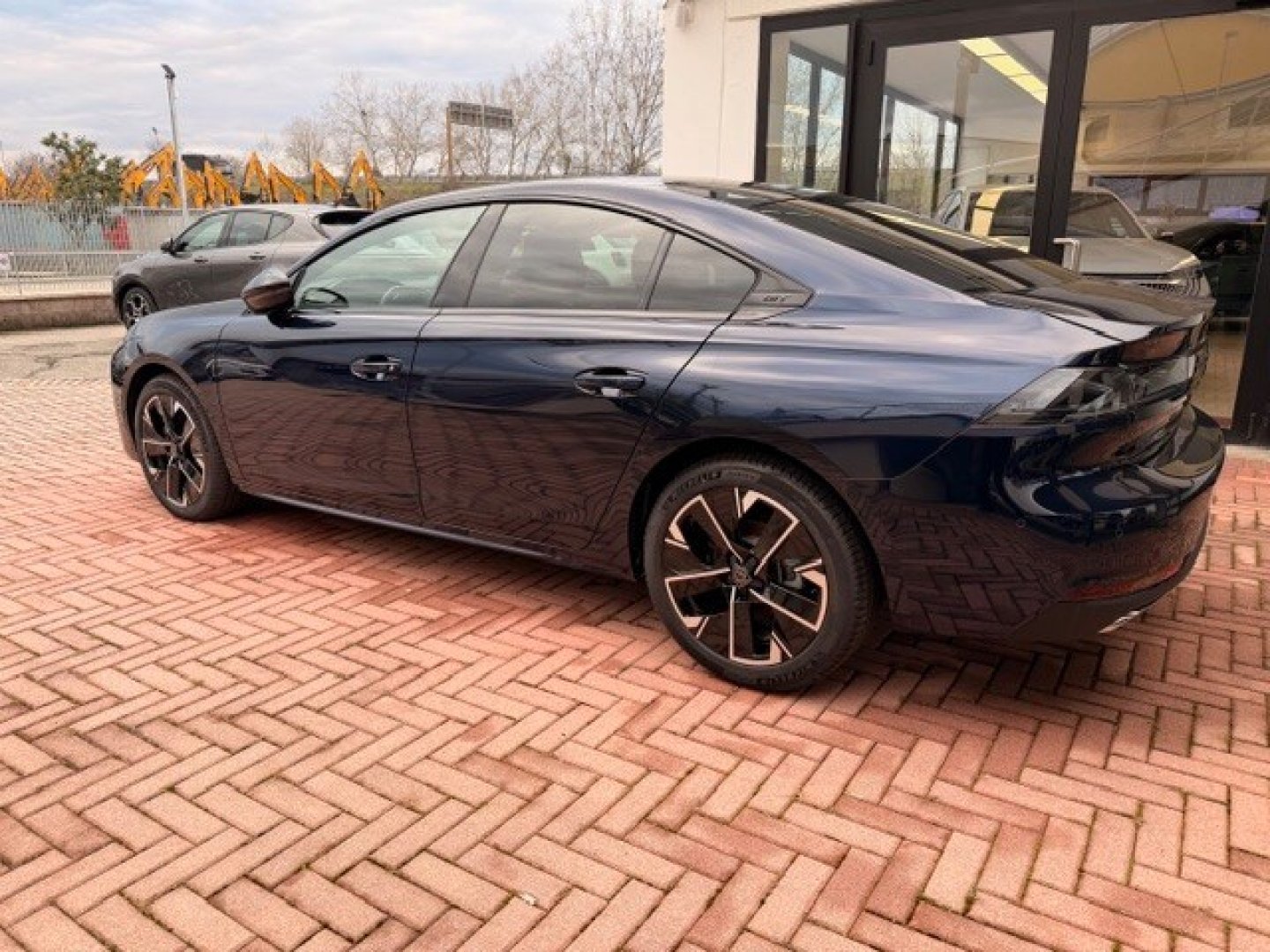 PEUGEOT 508 2ª serie 508 BlueHDi 130 Stop&Start EAT8 GT (2/9)