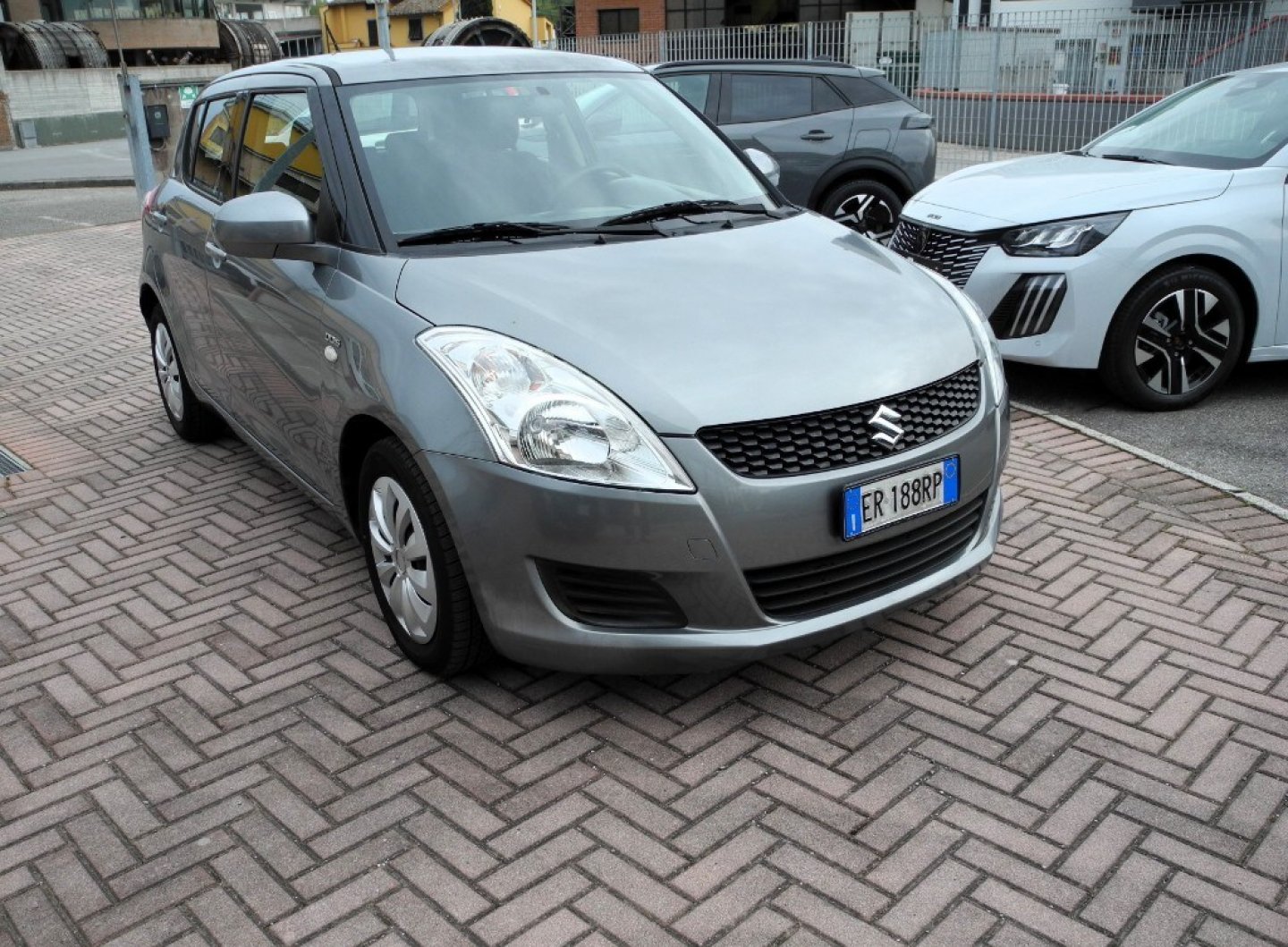 SUZUKI Swift (2010-2017) Swift 1.3 DDiS 5 porte GL (1/15)