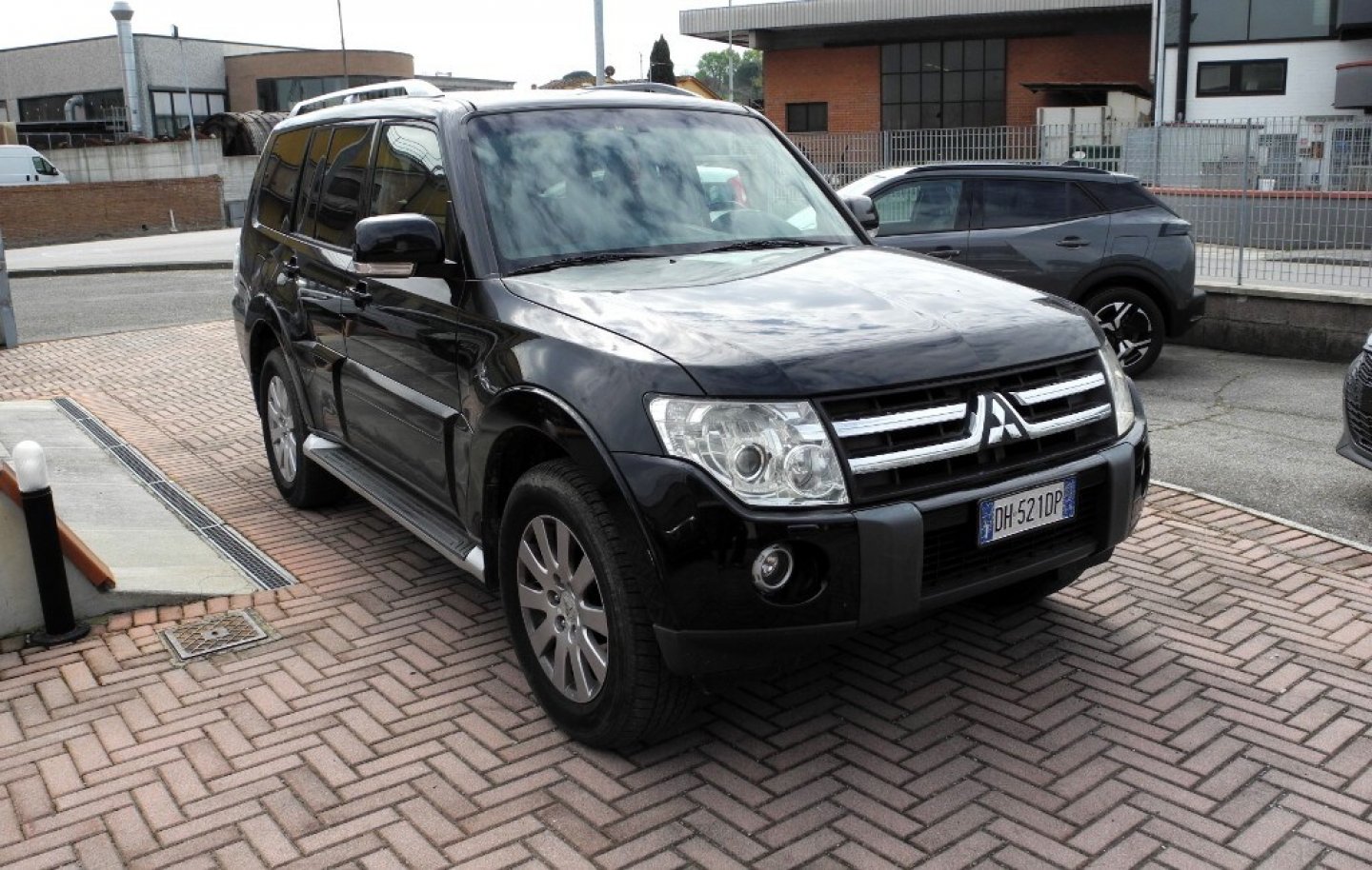 MITSUBISHI Pajero (2006-2009) Pajero 3.2 DI-D 16V aut. 5p. Instyle DPF (1/21)