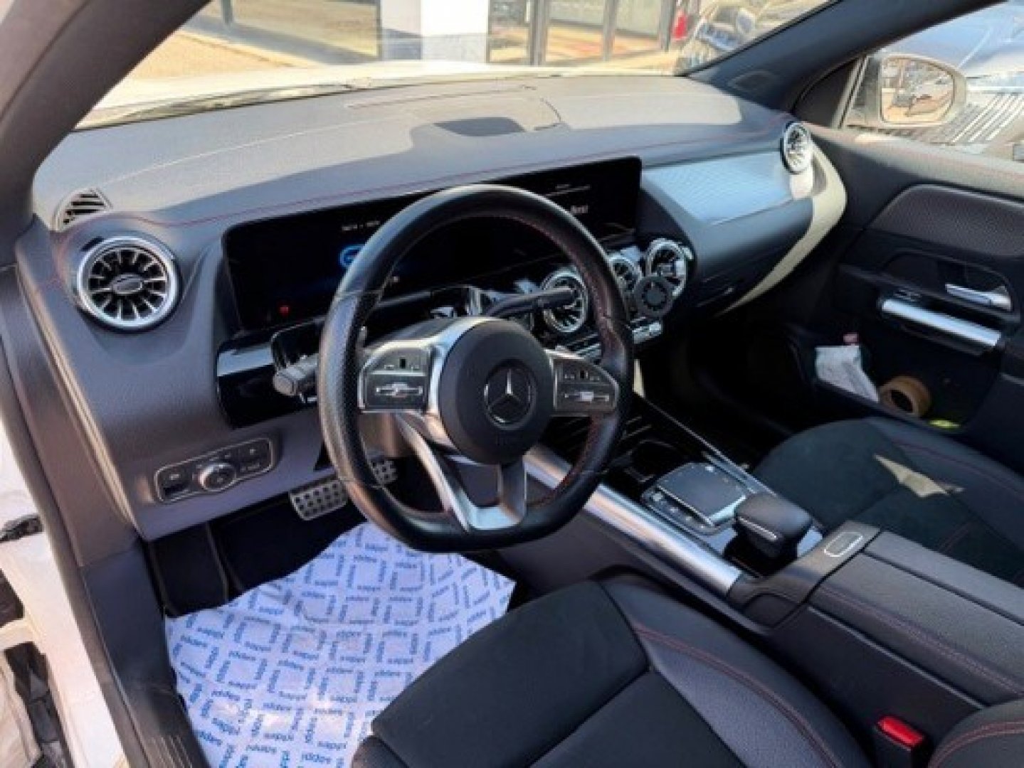 MERCEDES EQA (H243) EQA 250+ Sport (9/30)