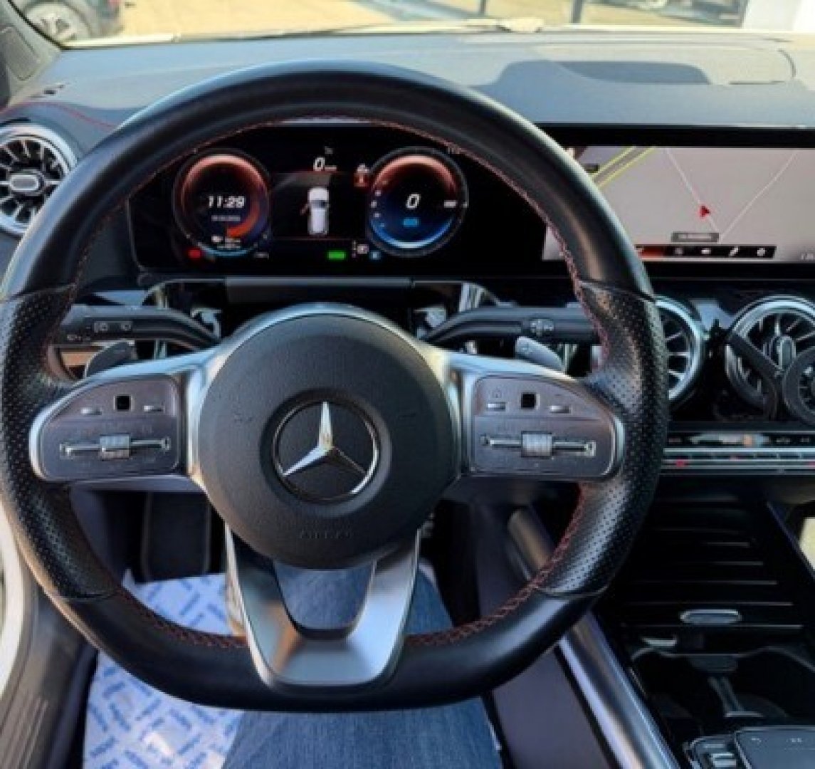 MERCEDES EQA (H243) EQA 250+ Sport (12/30)