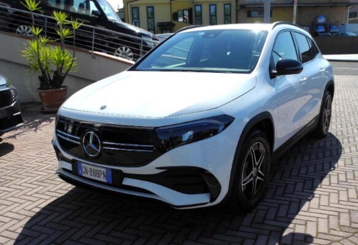MERCEDES EQA (H243) EQA 250+ Sport (16/30)