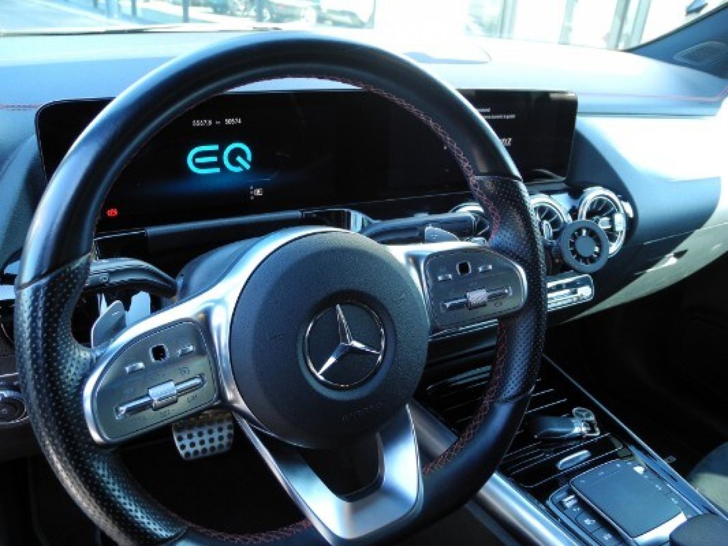 MERCEDES EQA (H243) EQA 250+ Sport (23/30)