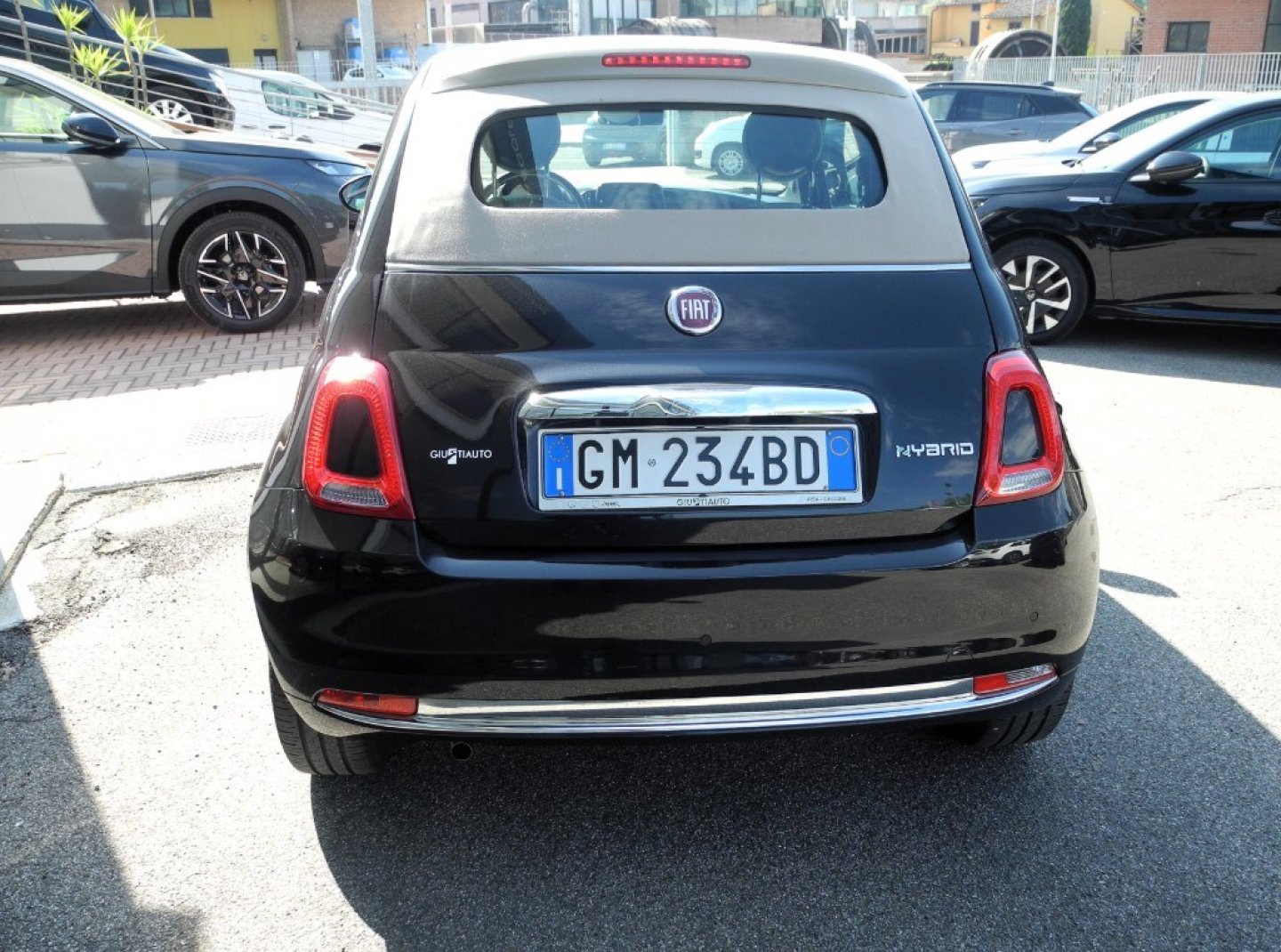 FIAT 500 (2015-2024) 500 C 1.0 Hybrid Dolcevita (5/17)