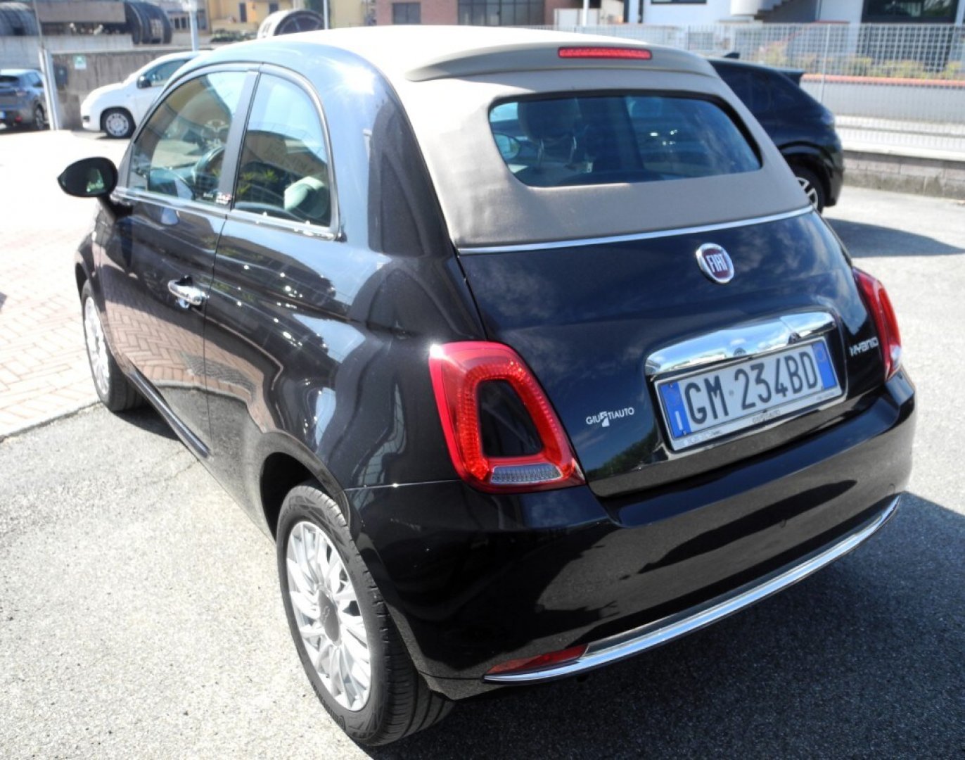 FIAT 500 (2015-2024) 500 C 1.0 Hybrid Dolcevita (6/17)