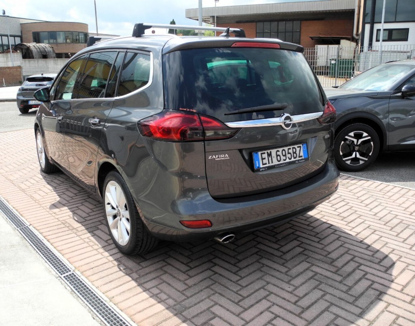 OPEL Zafira 3ª serie Zafira Tourer 2.0 CDTi 165CV S&S Cosmo (4/12)