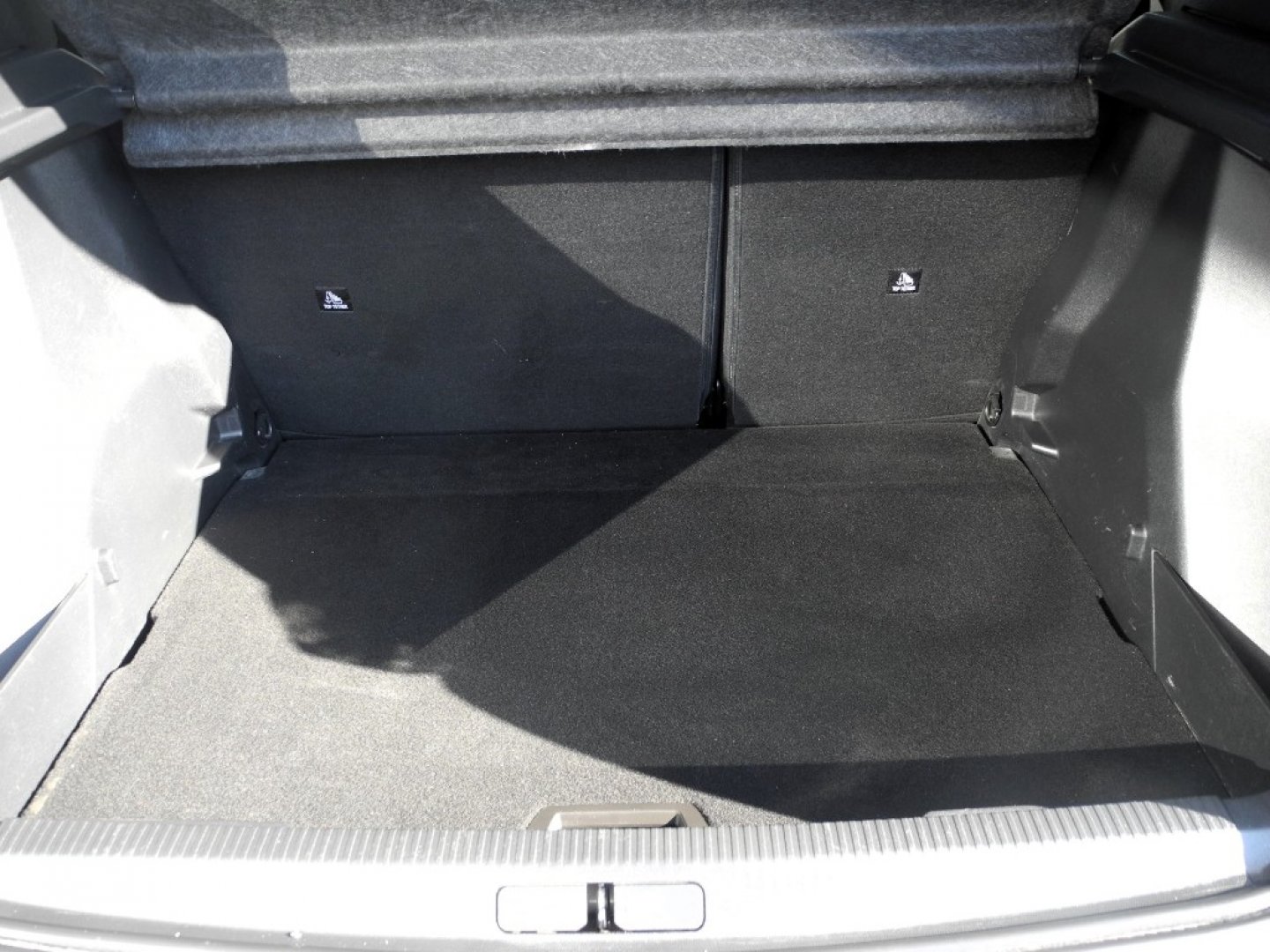 PEUGEOT 2008 2ª serie 2008 PureTech 130 S&S Allure (13/21)