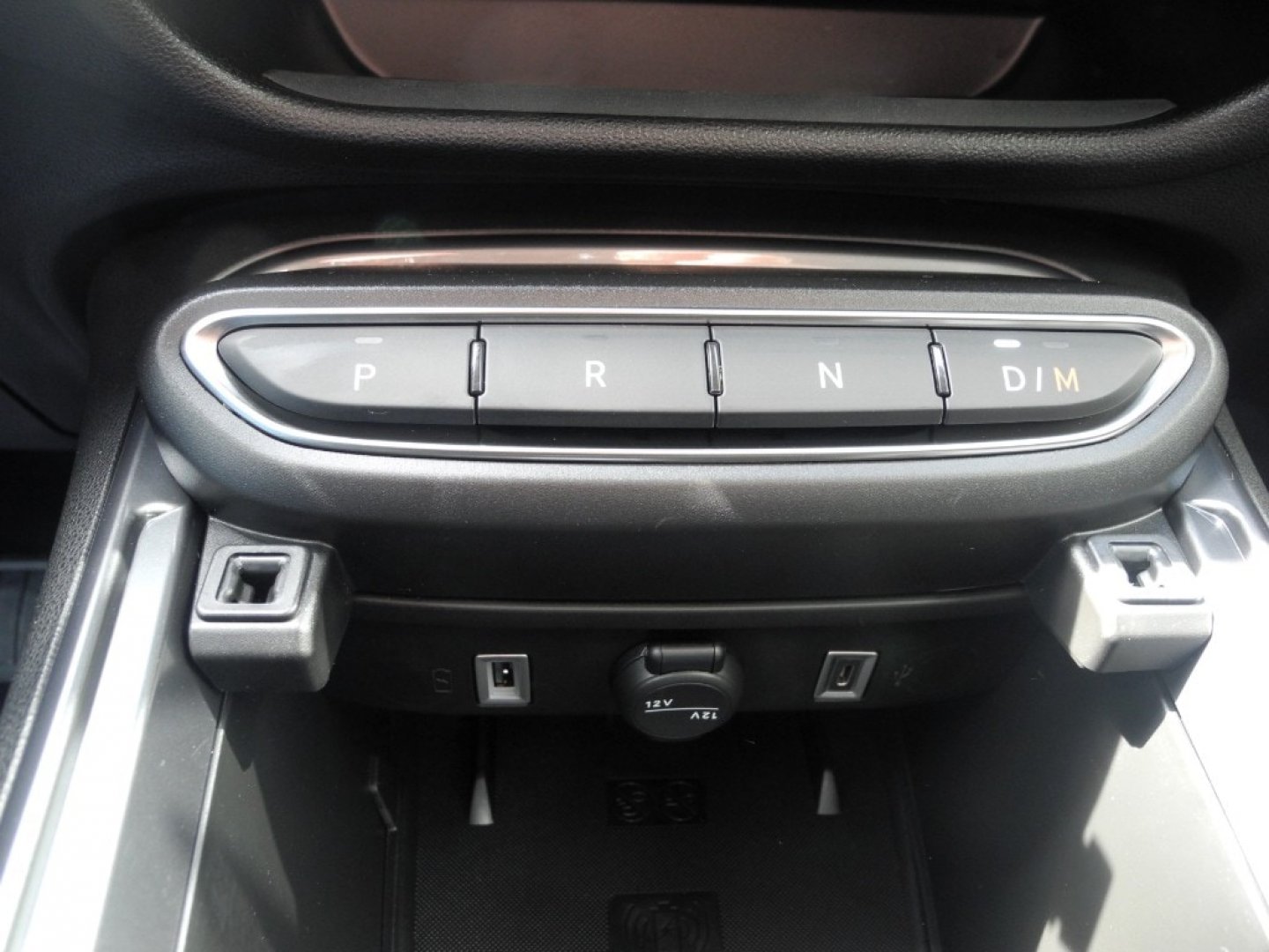 FIAT 600 (2023-->) 600 Hybrid 110 CV DCT MHEV Serie Speciale Icon (15/18)