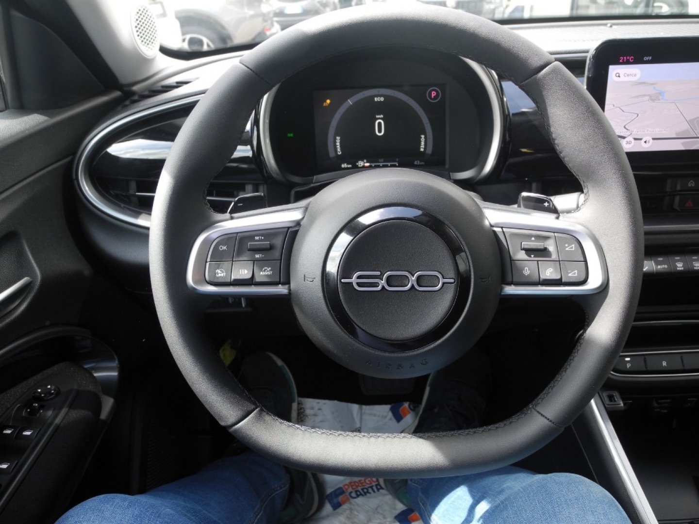FIAT 600 (2023-->) 600 Hybrid 110 CV DCT MHEV Serie Speciale Icon (17/18)