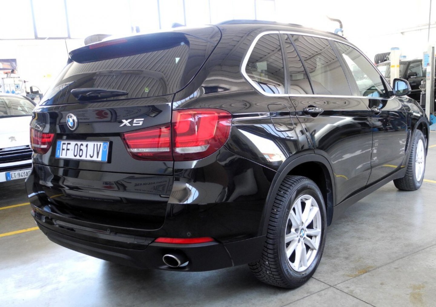 BMW X5 (F15/85) X5 xDrive30d 249CV Business (4/20)