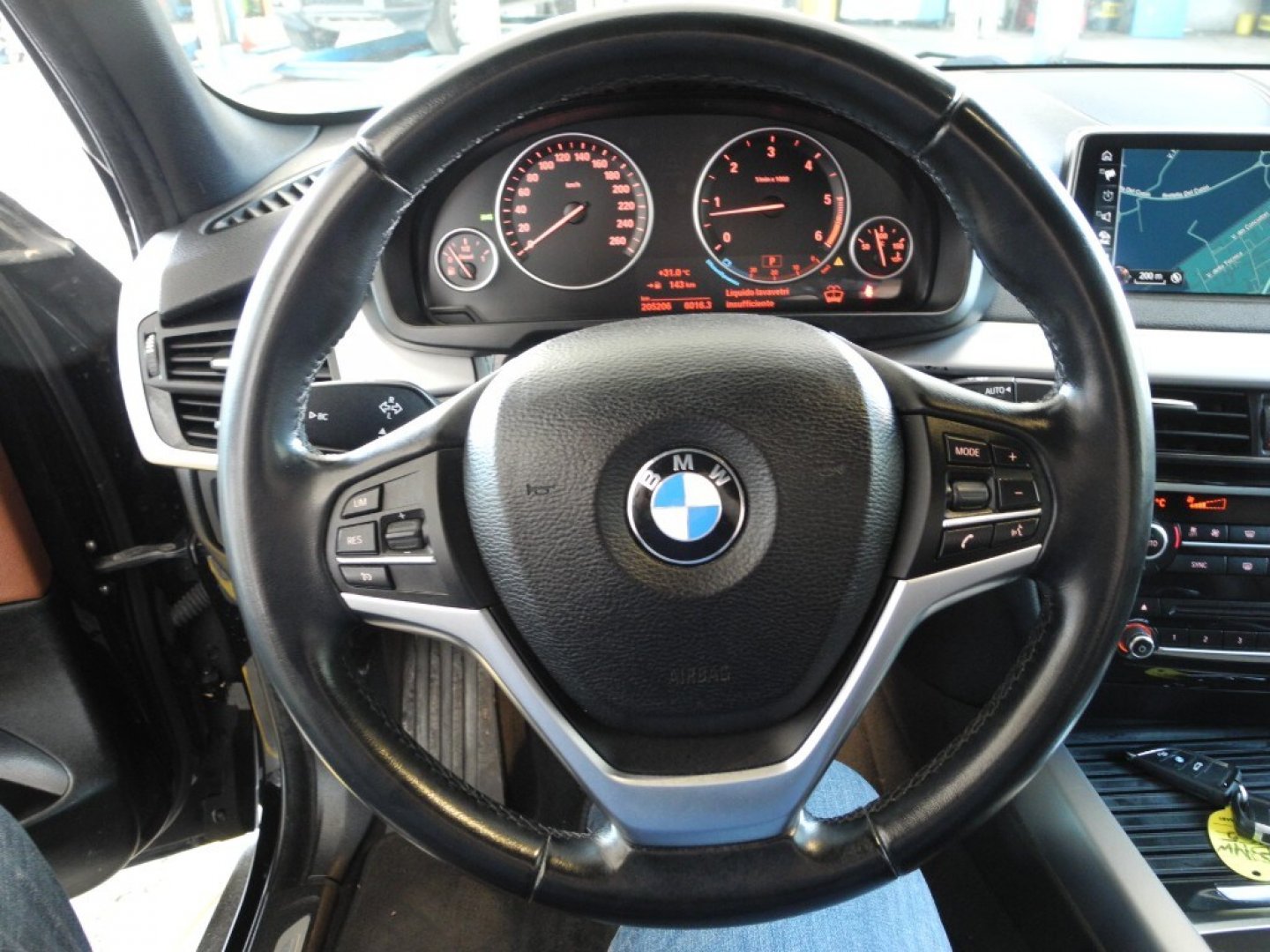 BMW X5 (F15/85) X5 xDrive30d 249CV Business (17/20)