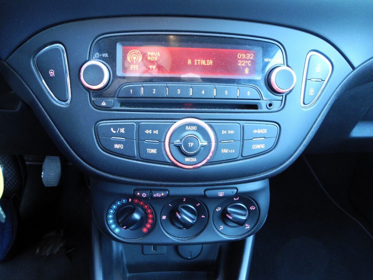 OPEL Corsa 5ª serie Corsa 1.2 5 porte n-Joy (11/14)