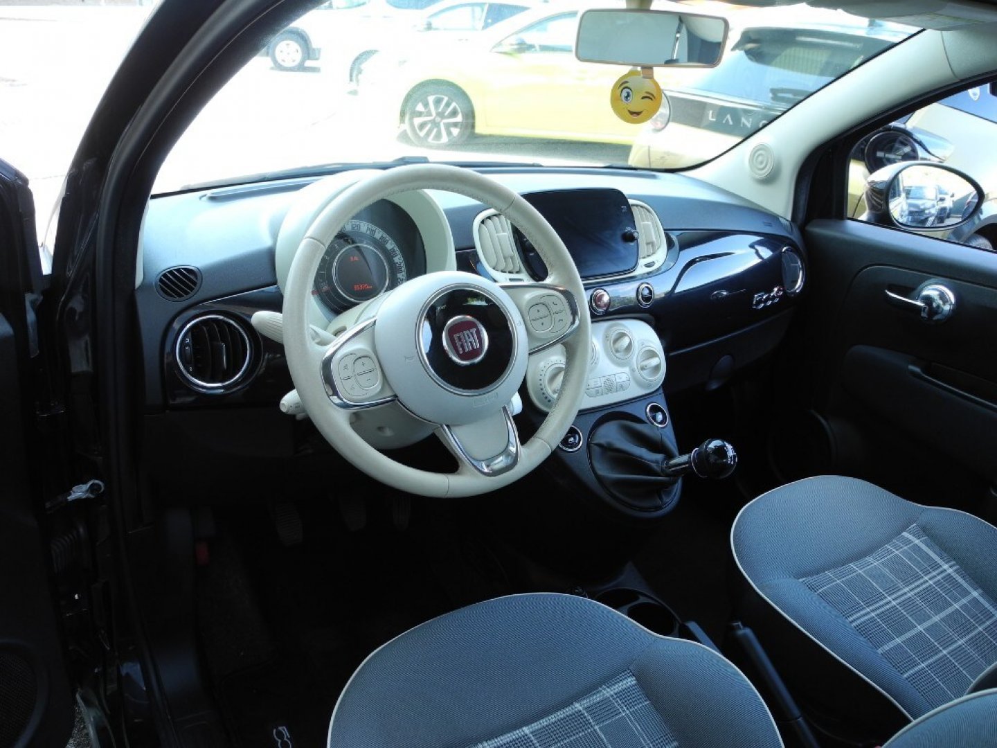FIAT 500 (2015-2024) 500 1.2 Lounge (5/30)